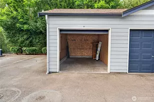 10825 SE 200th St, Kent, WA 98031 - Photo 21
