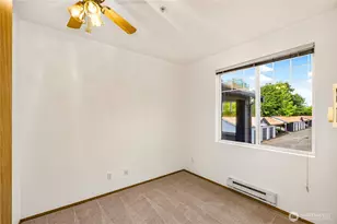 10825 SE 200th St, Kent, WA 98031 - Photo 17