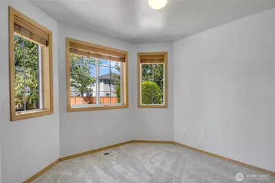 6005 74th Avenue NE, Marysville, WA 98270 - Photo 5
