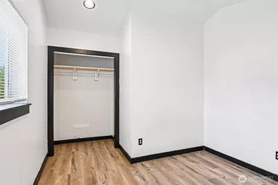 816 88th Street E, Tacoma, WA 98445 - Photo 9