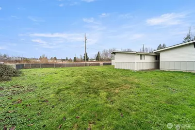 816 88th Street E, Tacoma, WA 98445 - Photo 15