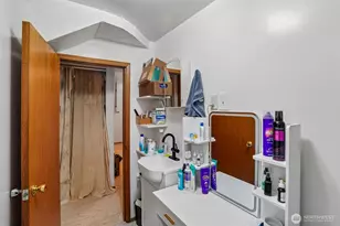 4151 23rd Ave SW, Seattle, WA 98106 - Photo 33