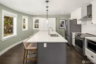 209 32nd Ave, Seattle, WA 98122 - Photo 9