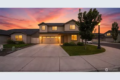 543 SW Angelina Loop, College Place, WA 99362 - Photo 1