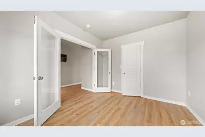 543 SW Angelina Loop, College Place, WA 99362 - Photo 5