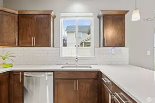 543 SW Angelina Loop, College Place, WA 99362 - Photo 13