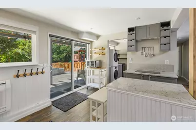 30633 4th Avenue S, Federal Way, WA 98003 - Photo 15