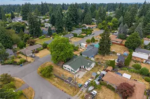 20911 78th Ave W, Edmonds, WA 98026 - Photo 23