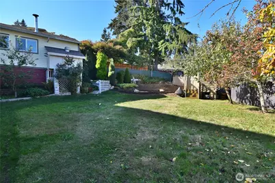 23116 80th Place W, Edmonds, WA 98026 - Photo 31