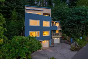 4089 Rockaway Beach Rd NE, Bainbridge Island, WA 98110 - Photo 3