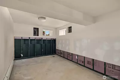127 NE 56th Street, Seattle, WA 98105 - Photo 37