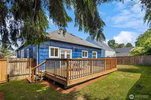 127 NE 56th St, Seattle, WA 98105 - Photo 31