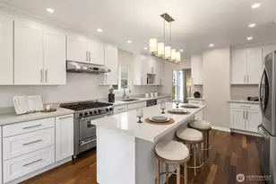 127 NE 56th St, Seattle, WA 98105 - Photo 11