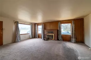 201 Harrison Ave, Centralia, WA 98531 - Photo 13