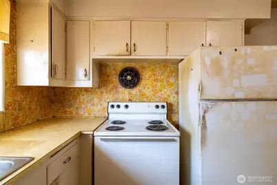 201 Harrison Avenue, Centralia, WA 98531 - Photo 11