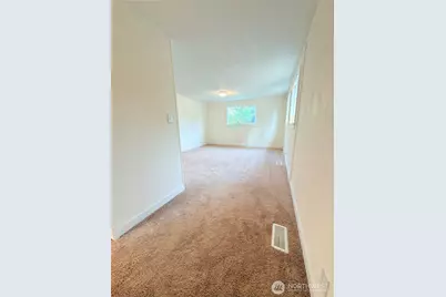 3111 28th St Ct E #3, Tacoma, WA 98443 - Photo 9