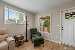 2513 S Hosmer St, Tacoma, WA 98405 - Photo 3