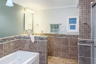 2500 S 370th St, Federal Way, WA 98003 - Photo 9