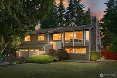 1018 154th Place SW, Lynnwood, WA 98037 - Photo 1