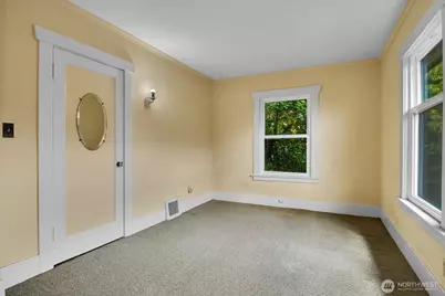 910 11th Avenue E, Seattle, WA 98102 - Photo 21