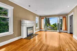 910 11th Ave E, Seattle, WA 98102 - Photo 9