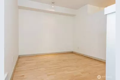 720 Queen Anne Avenue N #401, Seattle, WA 98109 - Photo 9