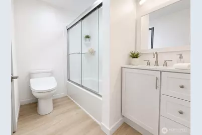 1852 Central Place S #E46, Kent, WA 98030 - Photo 11