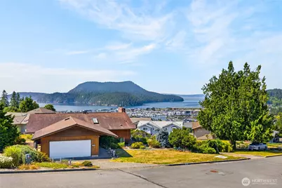 4807 Glasgow Way, Anacortes, WA 98221 - Photo 37