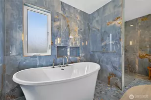 4807 Glasgow Way, Anacortes, WA 98221 - Photo 21