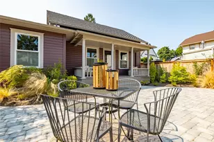 612 S 3rd St, La Conner, WA 98257 - Photo 31