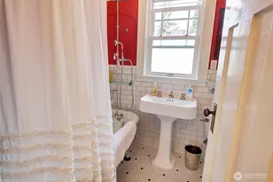 7418 8th Ave NW, Seattle, WA 98117 - Photo 21