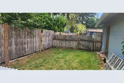 2447 Erlands Point Road NW, Bremerton, WA 98312 - Photo 33