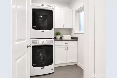 1645 288th Street #207, Federal Way, WA 98003 - Photo 5