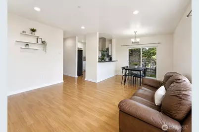 1645 288th Street #207, Federal Way, WA 98003 - Photo 9
