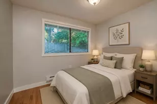 13700 90th Ave NE, Kirkland, WA 98034 - Photo 7