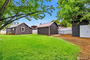 8421 S D Street S, Tacoma, WA 98444 - Photo 27