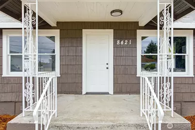 8421 S D Street S, Tacoma, WA 98444 - Photo 3