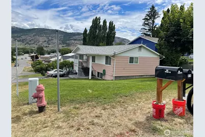 914 17th Avenue, Oroville, WA 98844 - Photo 3