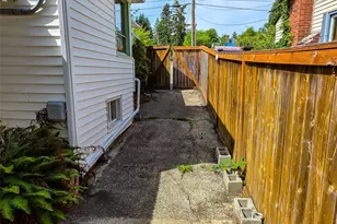 11422 71st Pl S, Seattle, WA 98178 - Photo 23