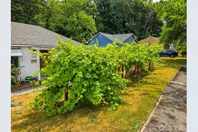 11422 71st Place S, Seattle, WA 98178 - Photo 3