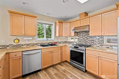 1243 Farragut Drive, Coupeville, WA 98239 - Photo 13