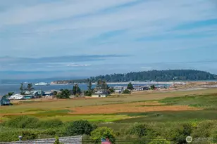 1243 Farragut Dr, Coupeville, WA 98239 - Photo 19