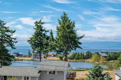 1243 Farragut Drive, Coupeville, WA 98239 - Photo 5