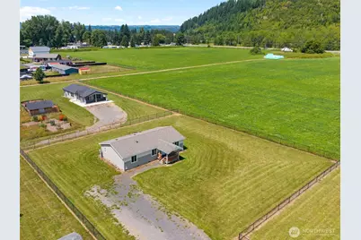 208 Mossyrock Road W, Mossyrock, WA 98564 - Photo 1