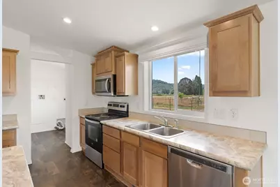 208 Mossyrock Road W, Mossyrock, WA 98564 - Photo 13