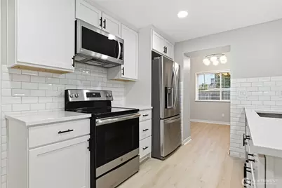 101 161st Street SE, Bothell, WA 98012 - Photo 7