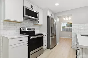 101 161st St SE, Bothell, WA 98012 - Photo 7