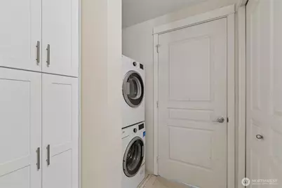 2801 1st Avenue #705, Seattle, WA 98121 - Photo 11