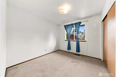 2006 64th Avenue NE, Tacoma, WA 98422 - Photo 17