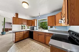 2006 64th Ave NE, Tacoma, WA 98422 - Photo 7